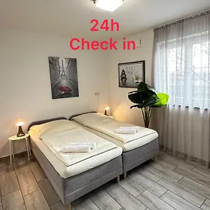 Modern Living Kueche Netflix Inklusive Lage Nürnberg