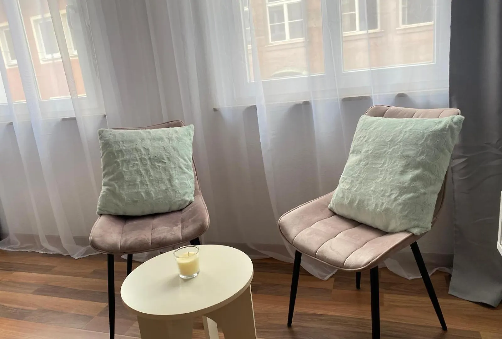 Charmante 3 Zimmer Wohnung In Nuernbergs Altstadt 0*, Nuremberg