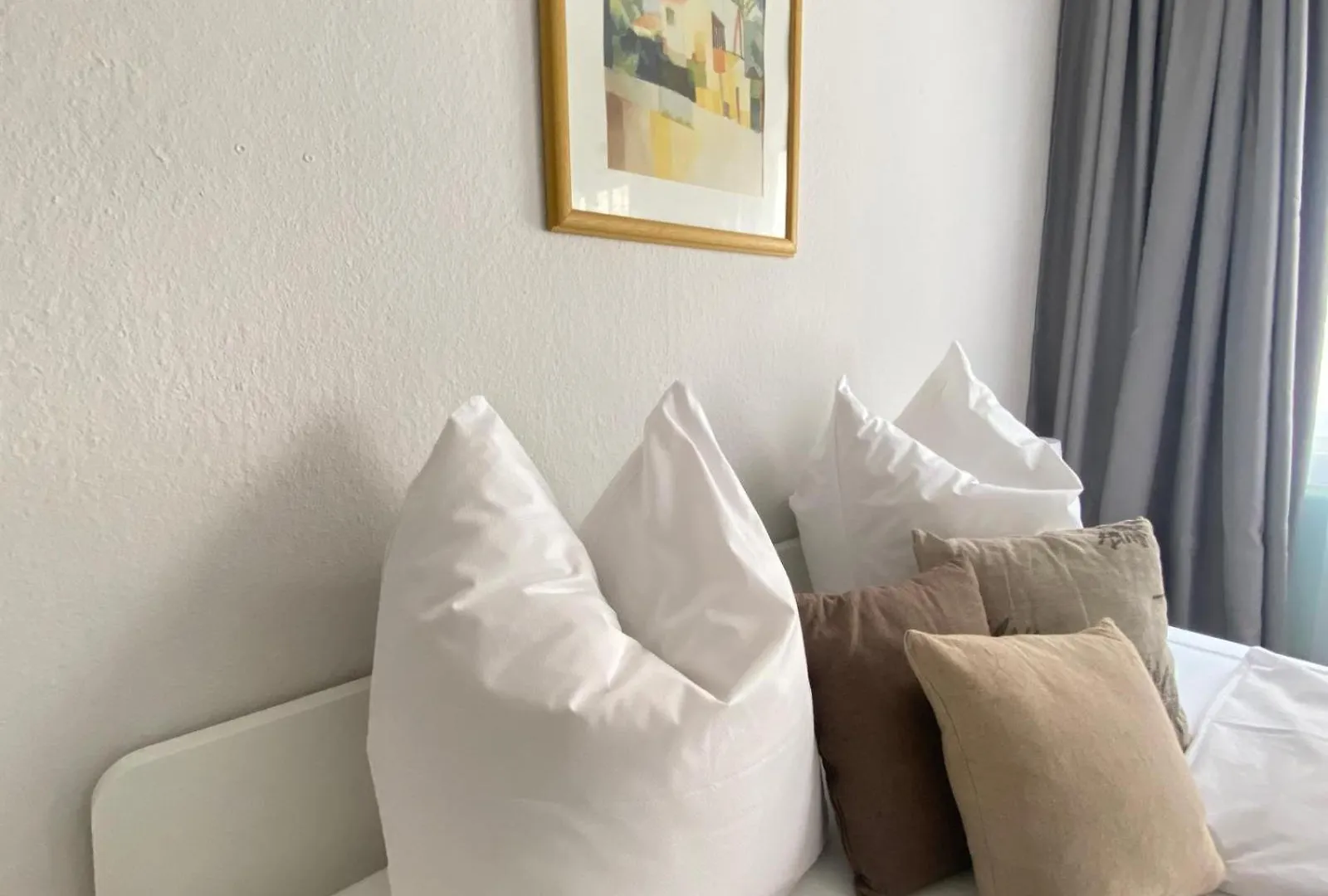 Charmante 3 Zimmer Wohnung In Nuernbergs Altstadt Apartment
