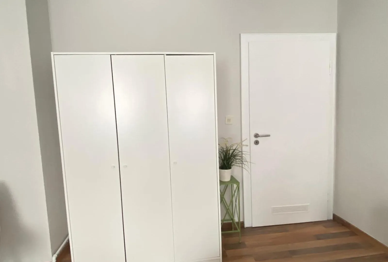 Charmante 3 Zimmer Wohnung In Nuernbergs Altstadt 0*, Nuremberg Germany